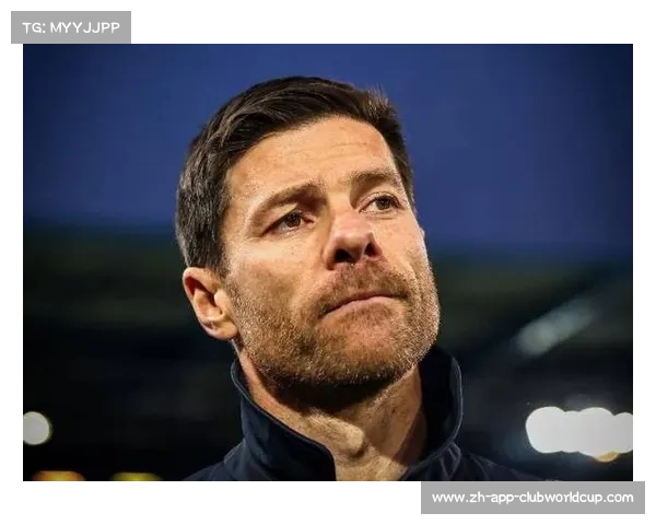 狂欢时刻德丙比勒菲尔德胜药厂球员庆祝被绊倒主帅颜面尽失