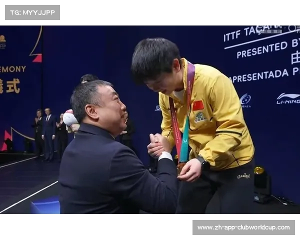 世界杯颁奖仪式辉煌瞬间全球足球盛事的巅峰荣耀之夜 世界杯颁奖仪式辉煌瞬间全球足球盛事的巅峰荣耀之夜