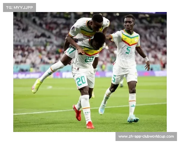 卡塔尔东道主连遭惨败 1比3不敌塞内加尔陷入困境 卡塔尔东道主连遭惨败 1比3不敌塞内加尔陷入困境