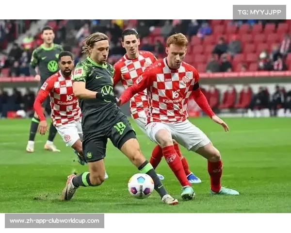 德甲昔日双星对比现状显著差距新锐崛起引人瞩目 德甲昔日双星对比现状显著差距新锐崛起引人瞩目